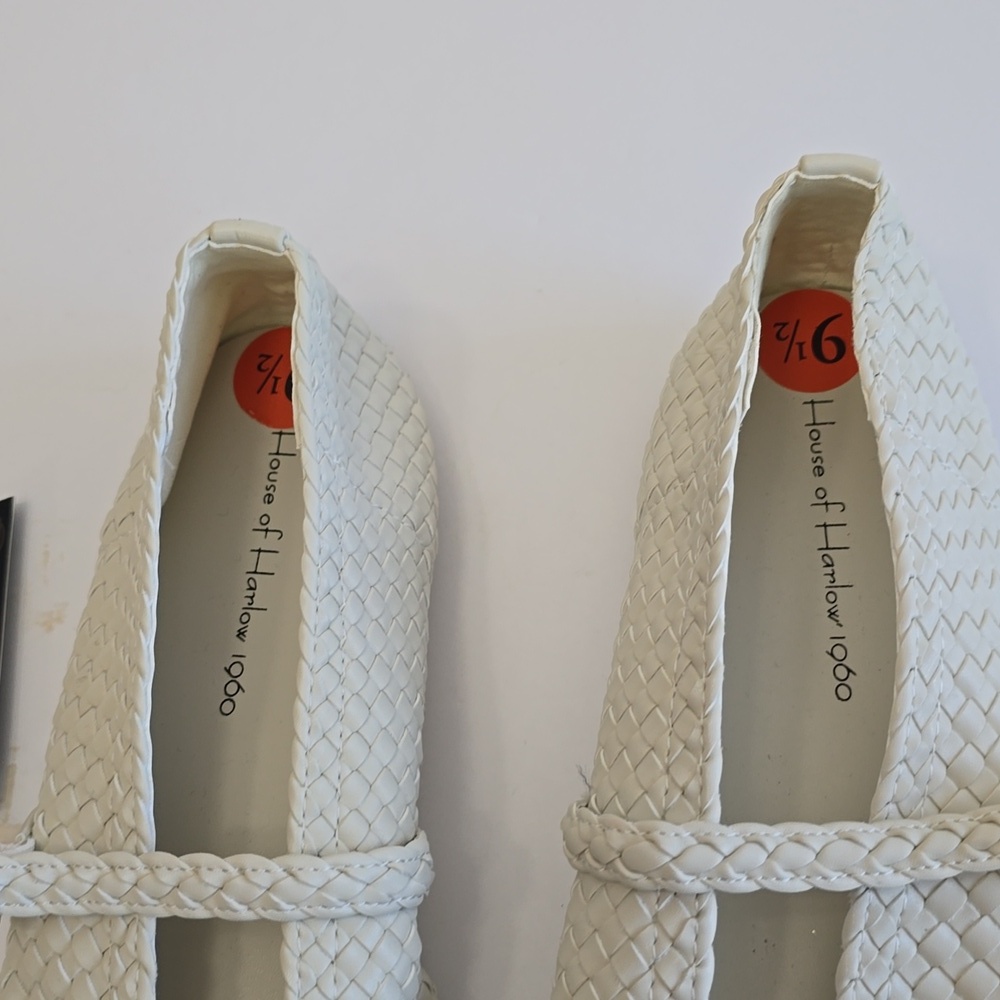NWT House Of Harlow 1960 Bistro Off White Strap Buckle Ballet Flats Size 9.5 - Picture 7 of 13
